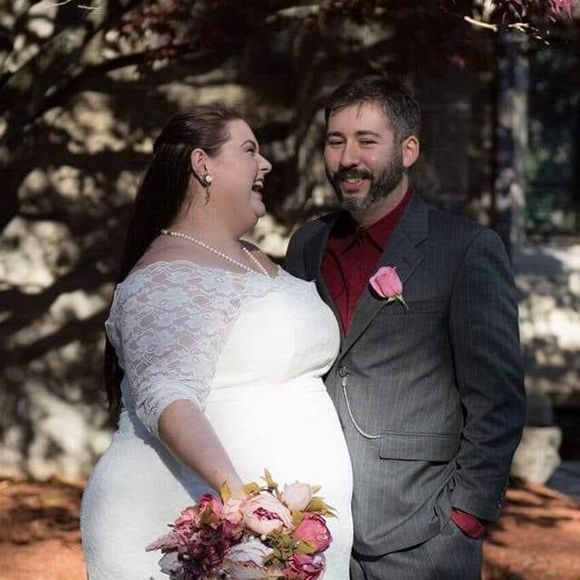 Meet your Posher, Allison - Picture 1 of 1